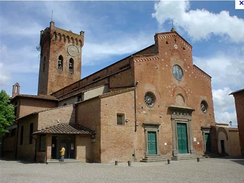 Cattedrale di S. Maria Assunta e S. Genesio/ St. Maria Assunta and St. Genesio Cathedral