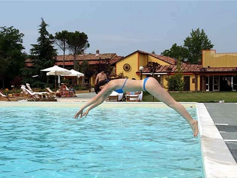 Swimming Pool - Piscina